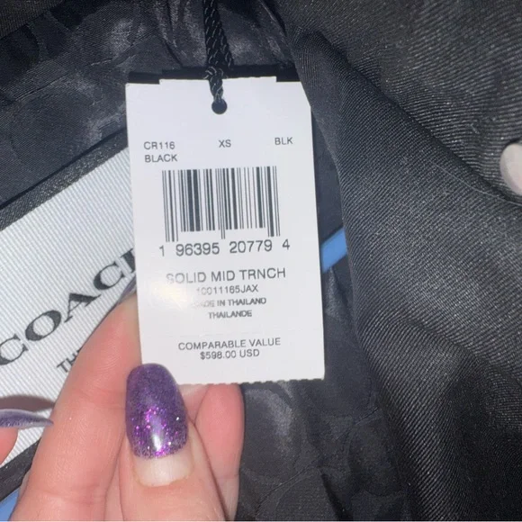 Signature coach black trenchcoat with monogram lining - Picture 7 of 15